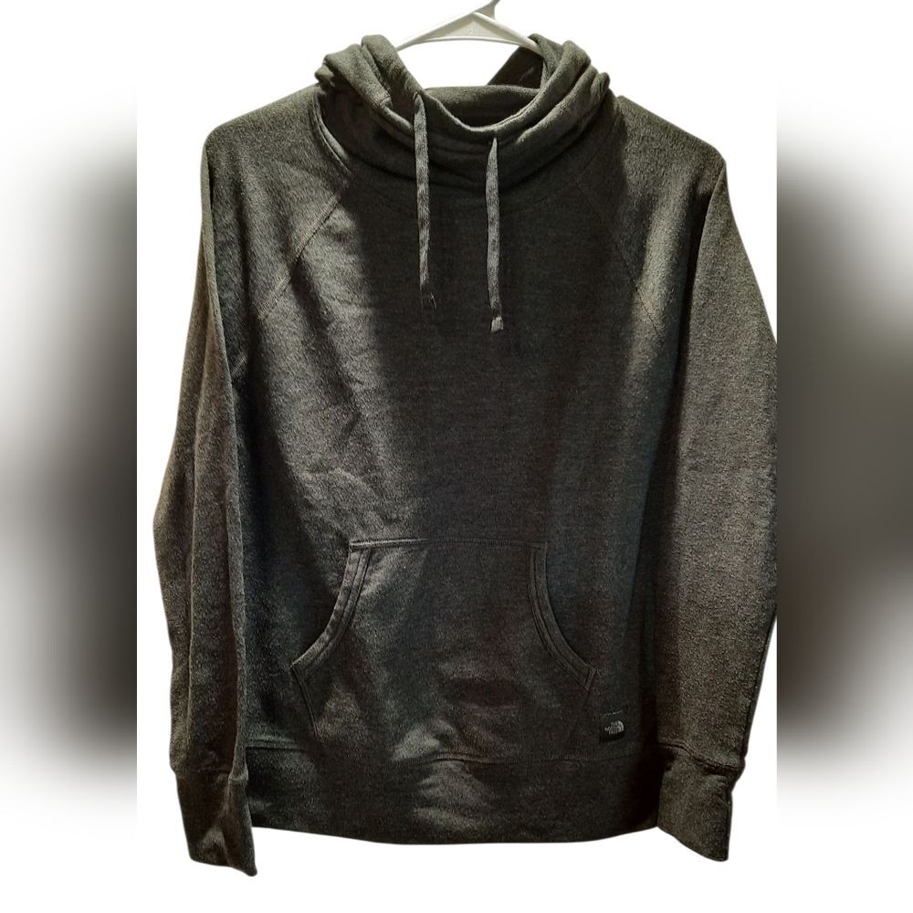 The North Face Hoodie Womans XS Gray Outdoor Sporty Athletic Athleisure Preppy